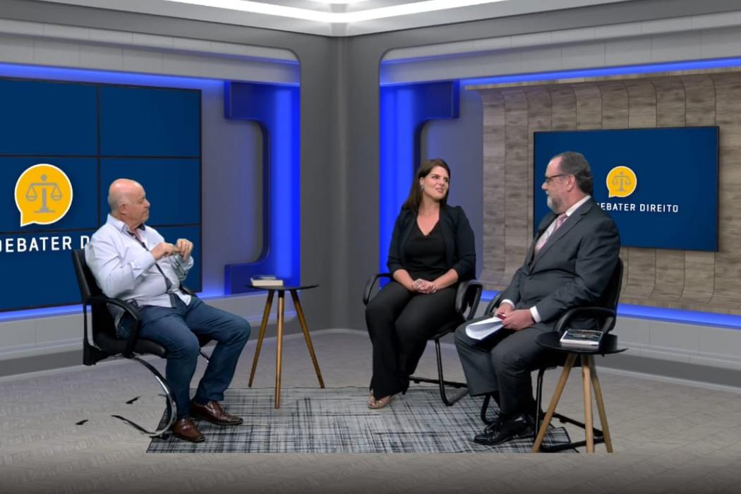 REFLEXOES SOBRE A TRANSFORMACAO SOCIETARIA